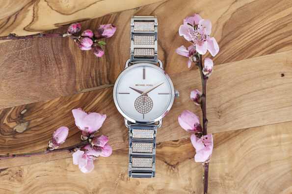 commercial product watch photography